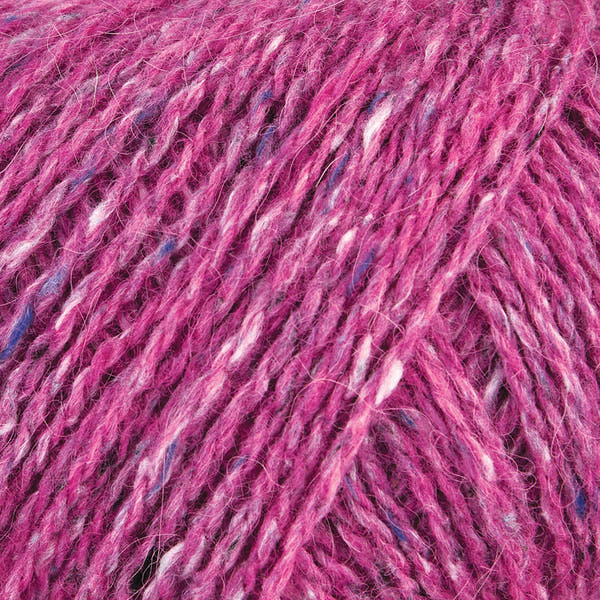 5a298e674bc5b9d785f34baa575b28a76afe930d_30006058_Rowan_Colours_by_Kaffe_Fassett_Felted_Tweed_Inside_Image_1_1_11